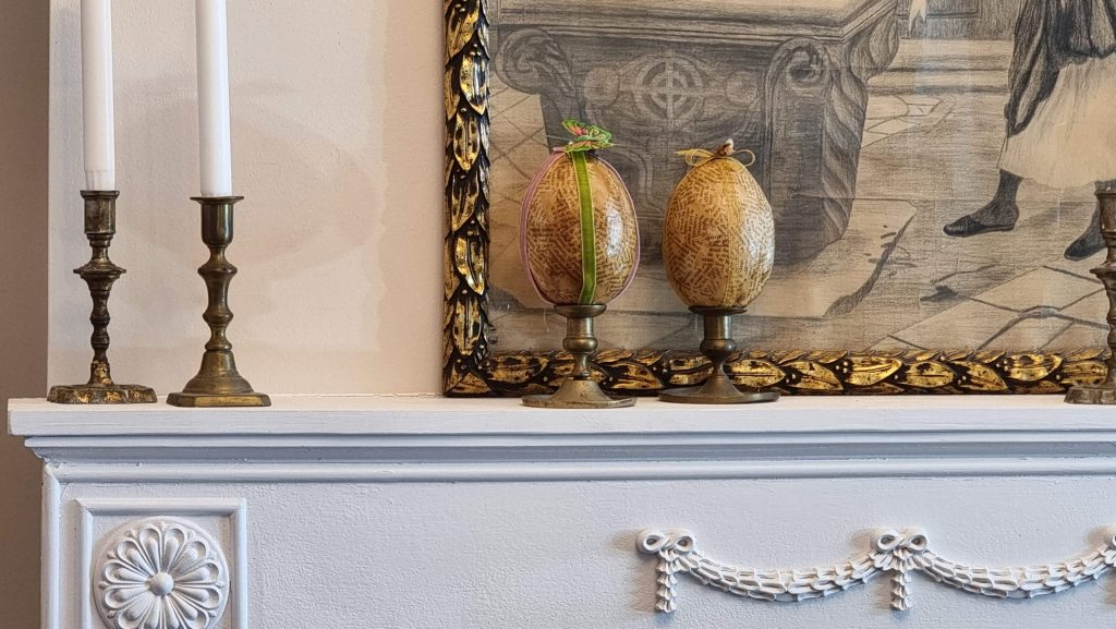 Oua innobilate cu litere